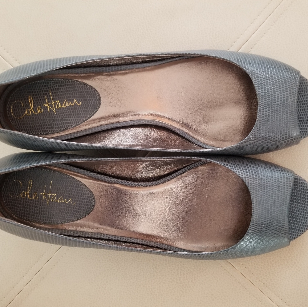 Cole Haan sz 10 NWT flats